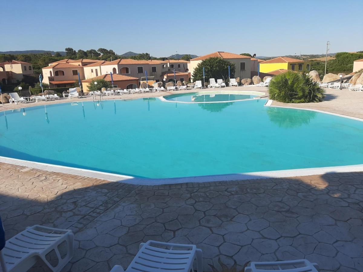 Appartamento Residence Mirice Vignola Mare Aglientu Casa Giorgia Exterior photo