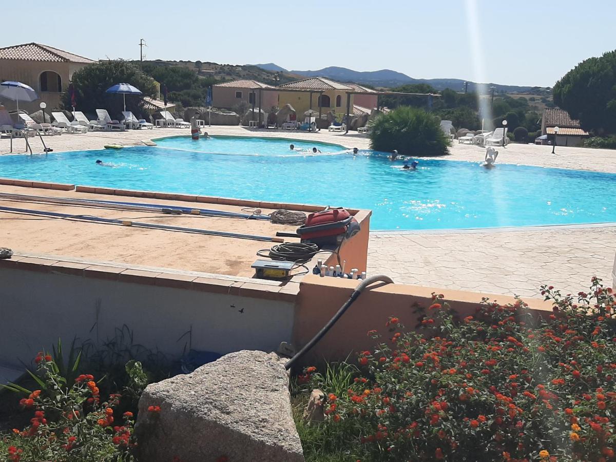 Appartamento Residence Mirice Vignola Mare Aglientu Casa Giorgia Exterior photo